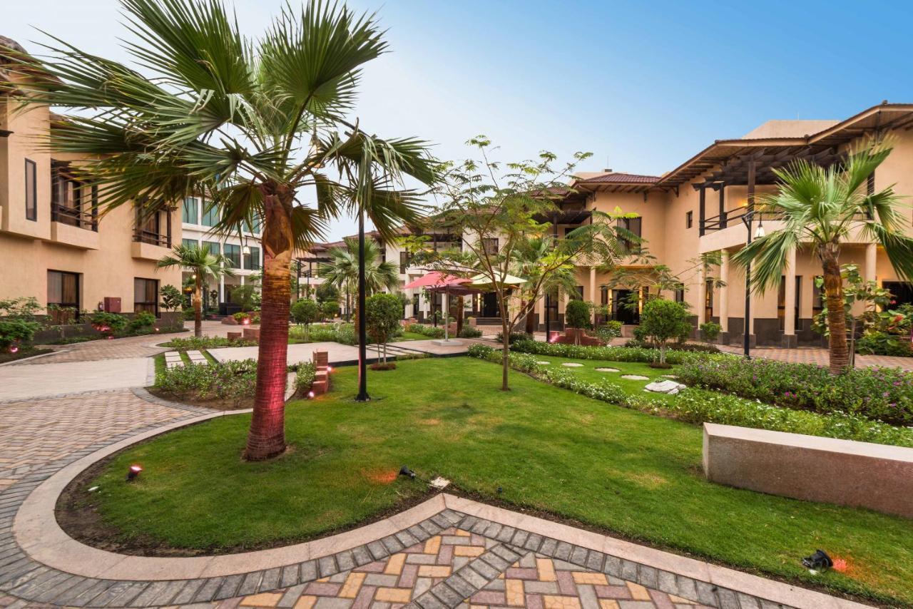 Braira Al Azizya Hotel & Resort Ель-Хубар Екстер'єр фото